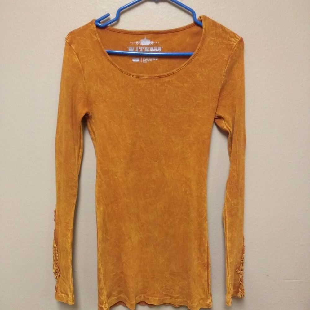 Witness Medium Long Sleeve Shirt